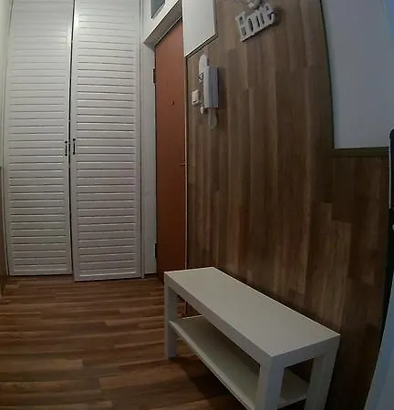 Bomi Apartman شقة